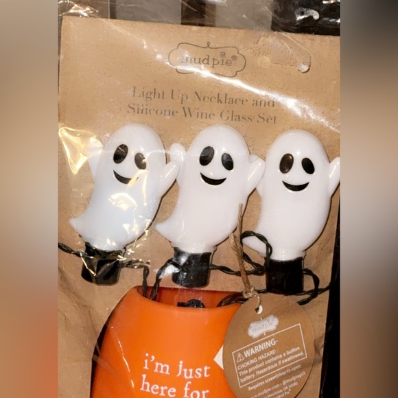 NWT MUD PIE Gifts Halloween Ghost Light-Up Necklace Wine Glass HERE FOR THE BOOS - Picture 4 of 8